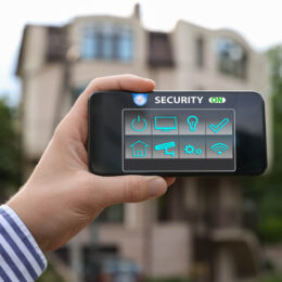 5 начина да направите дома си по-безопасен със смарт технологии