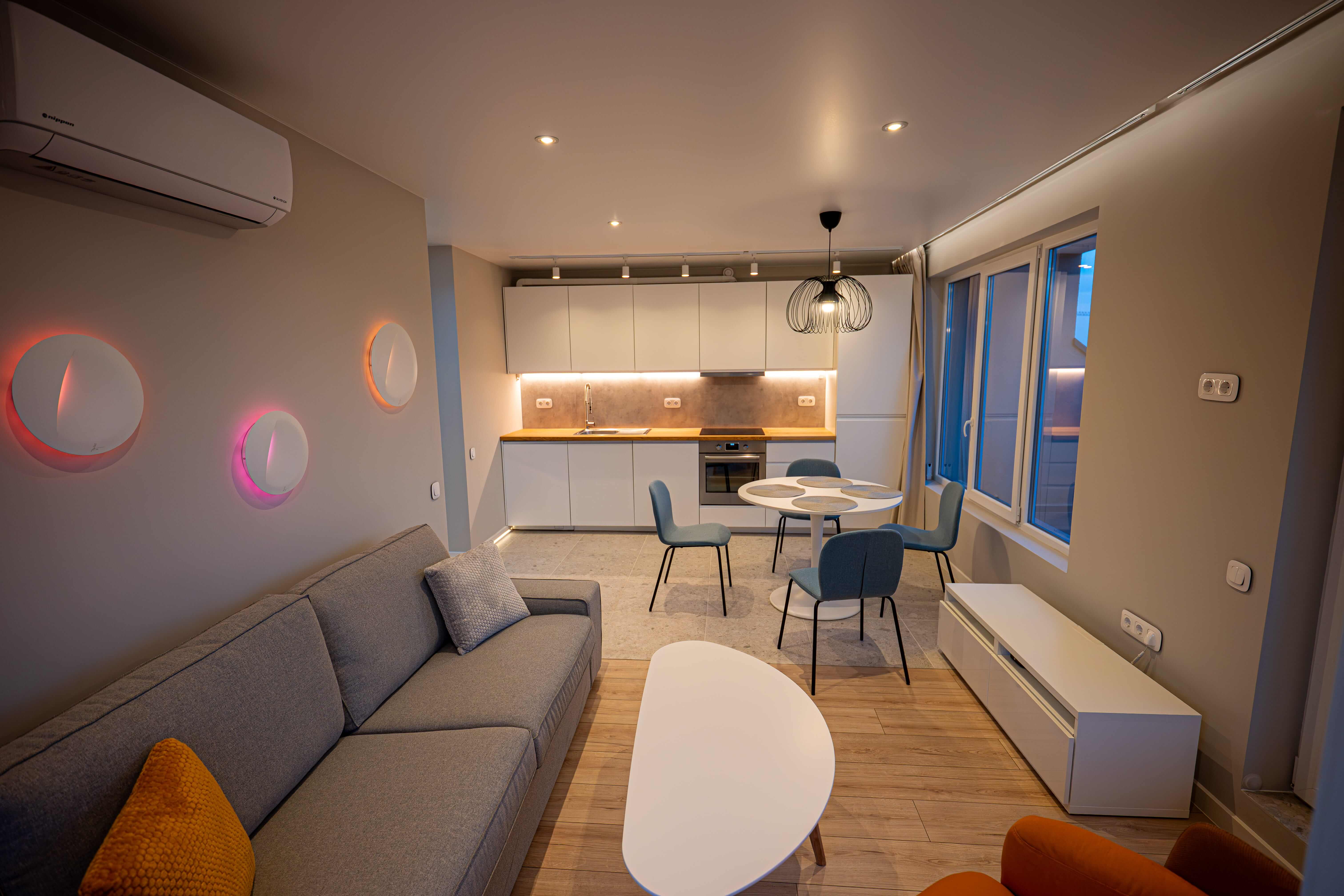 Цялостна Smart Home система в двустаен апартамент в Пловдив