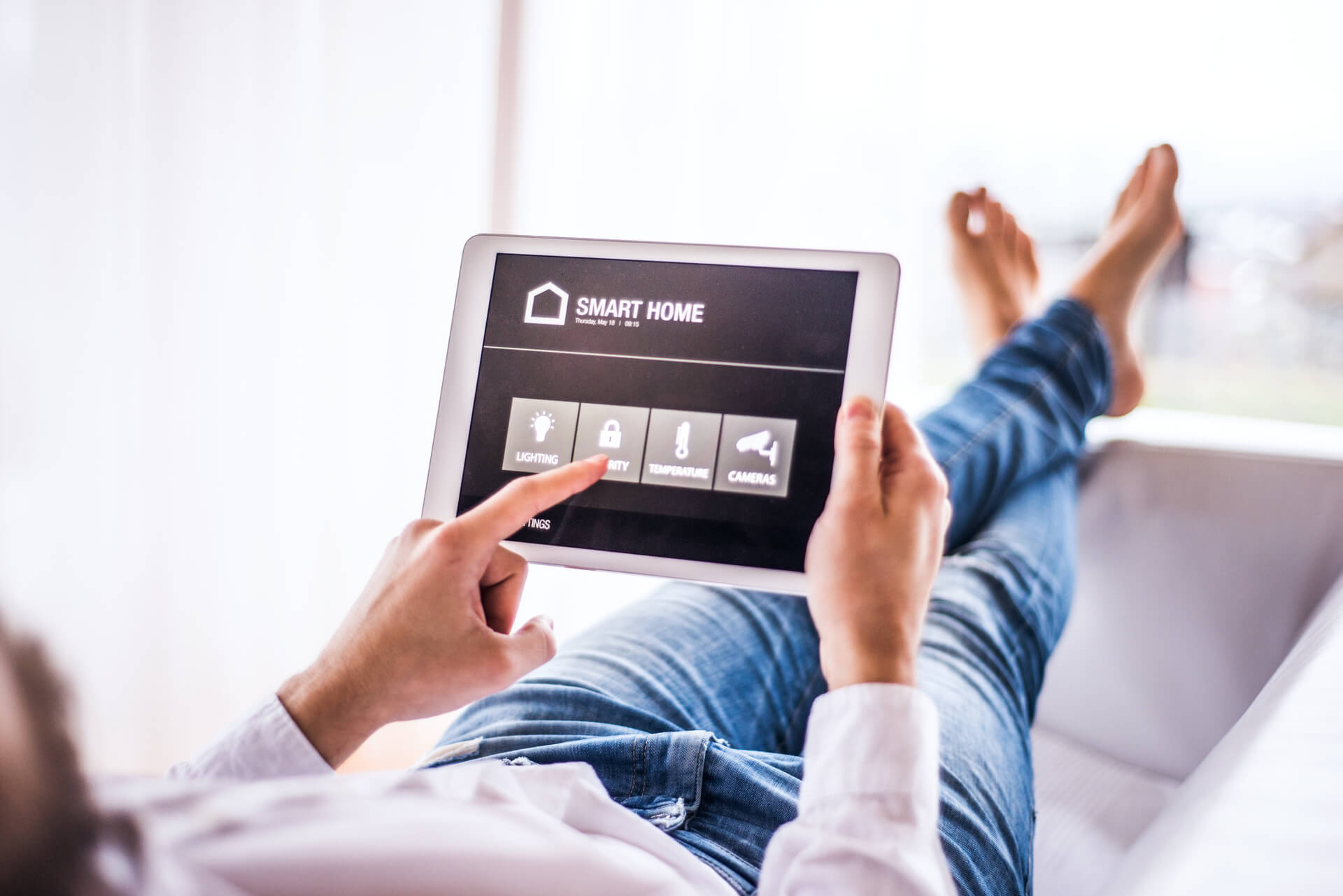 Smart home решения за модерно жилище с повече комфорт, контрол и спокойствие